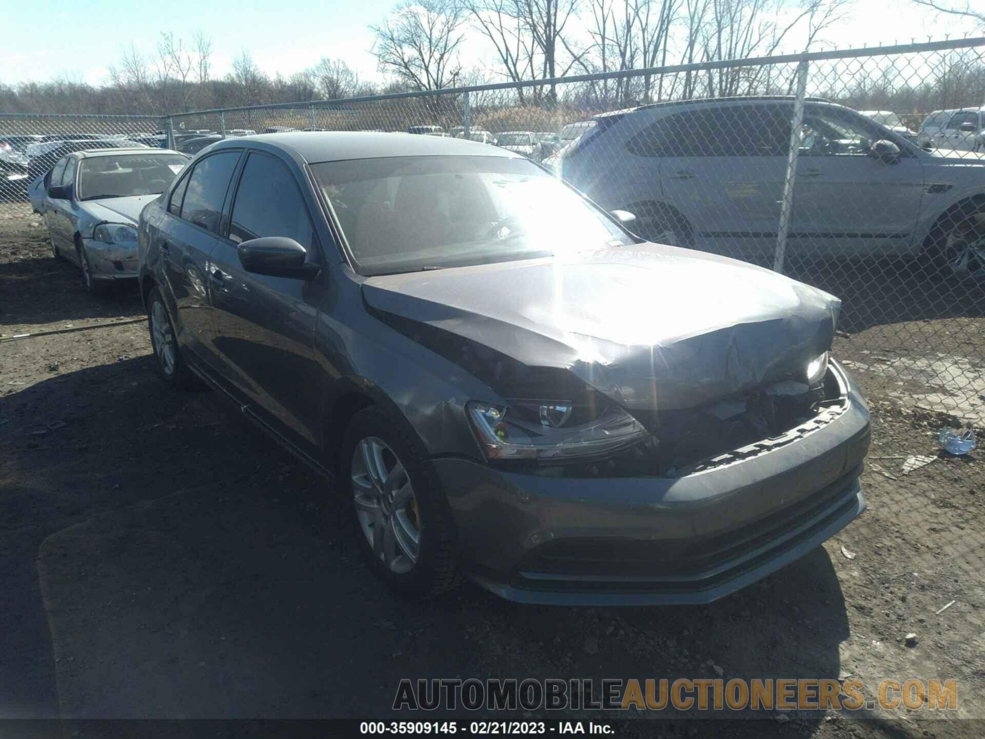 3VW167AJ8JM214961 VOLKSWAGEN JETTA 2018