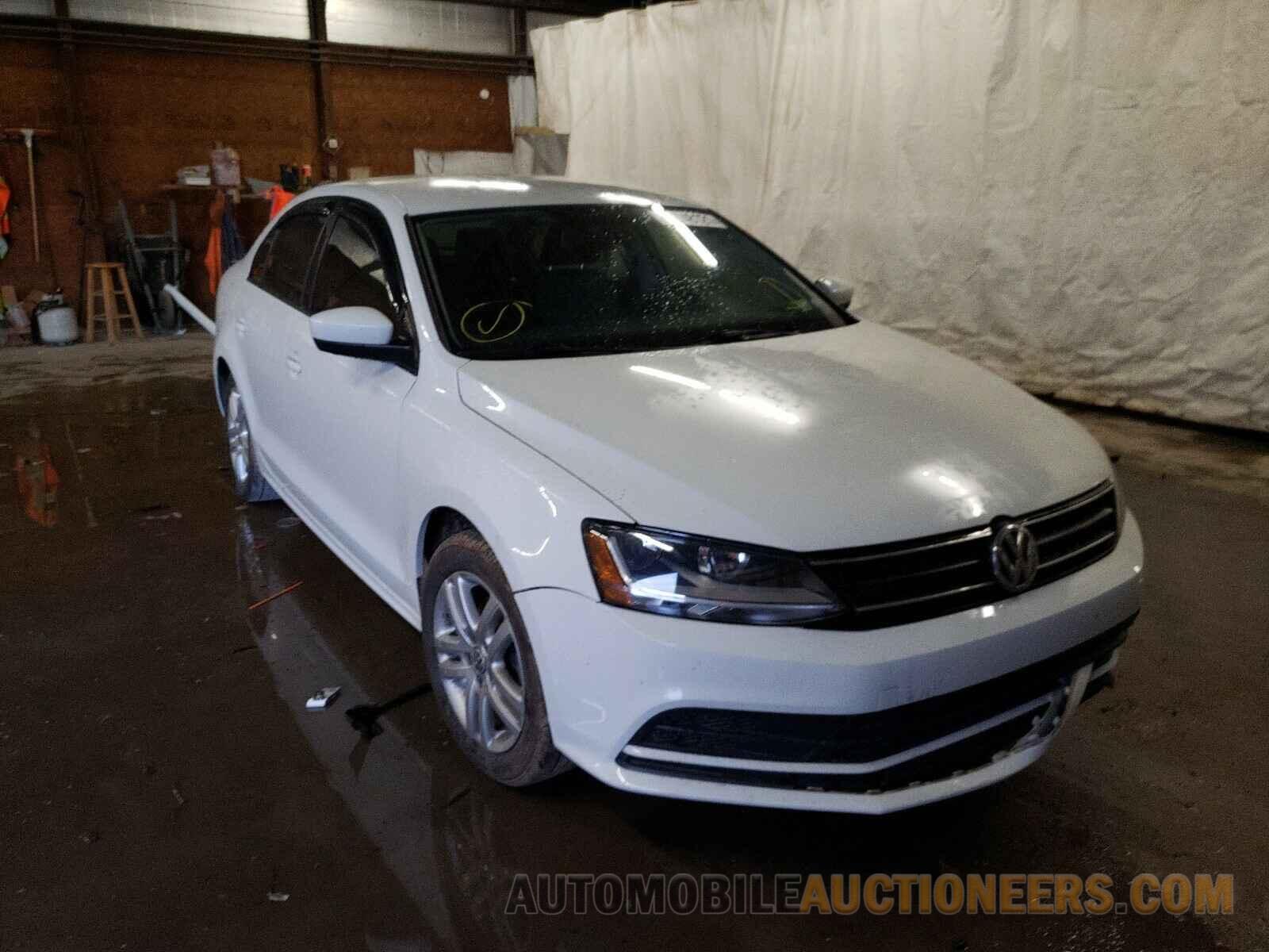 3VW167AJXJM225573 VOLKSWAGEN JETTA 2018