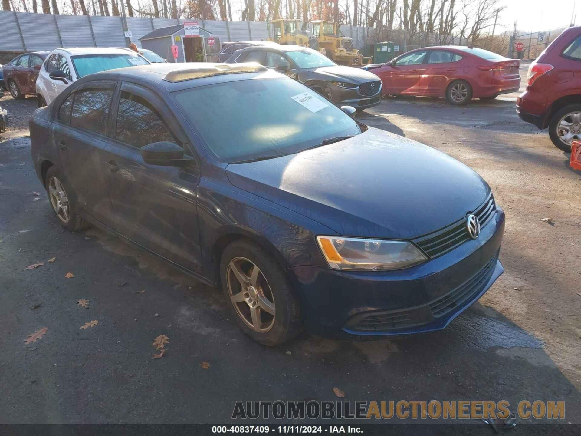 3VW1K7AJ4DM414221 VOLKSWAGEN JETTA 2013