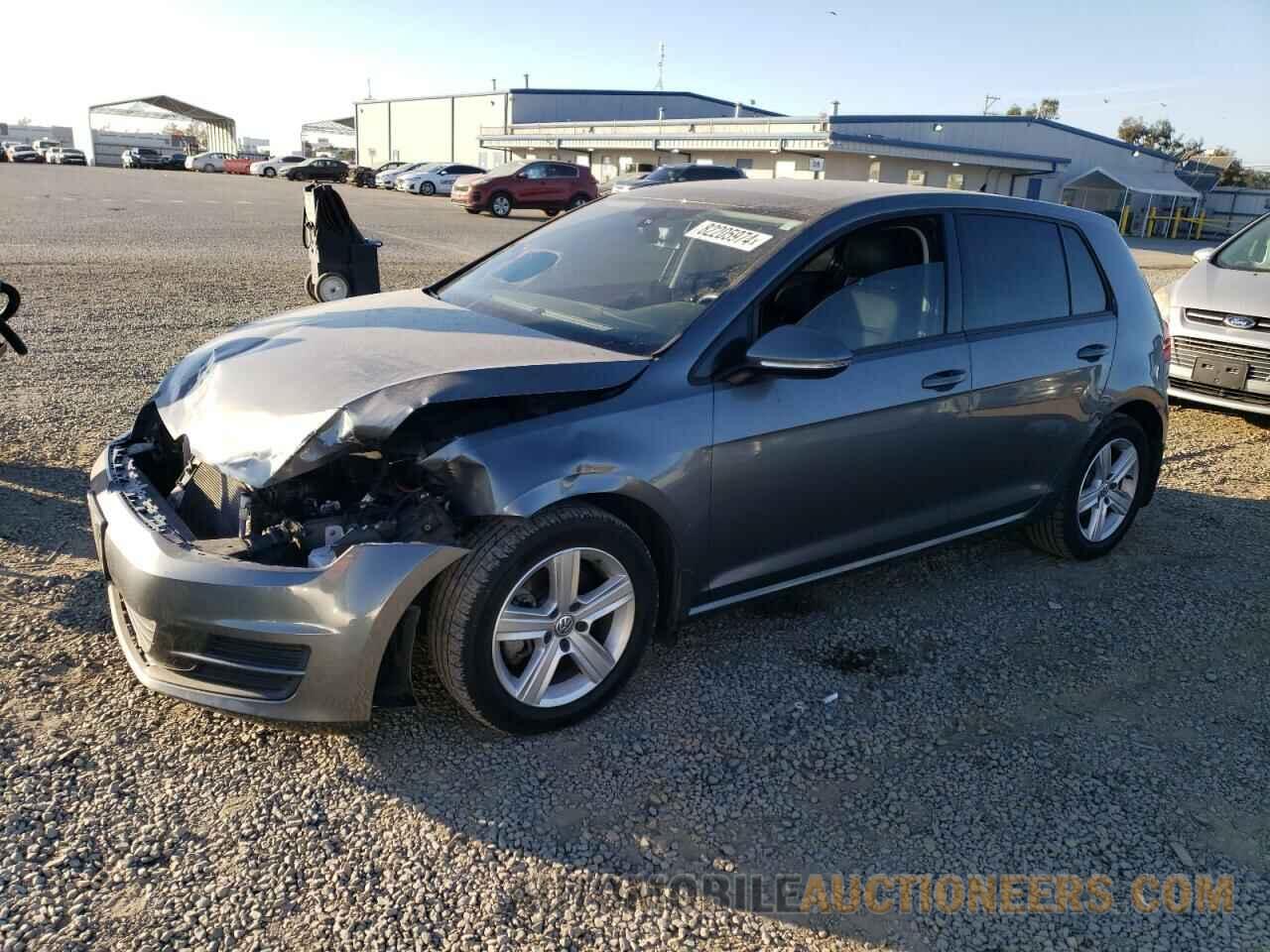 3VW217AU0HM069213 VOLKSWAGEN GOLF 2017