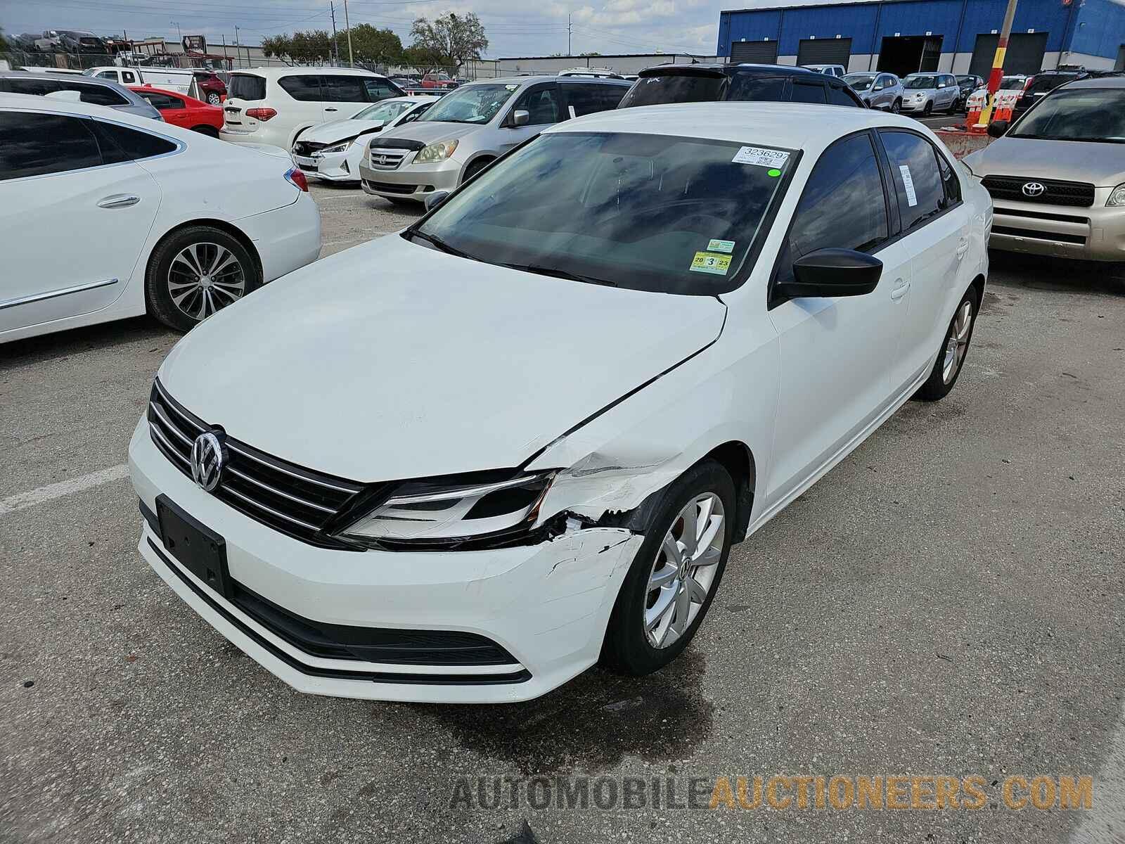 3VW267AJ1GM303381 Volkswagen Jetta 2016