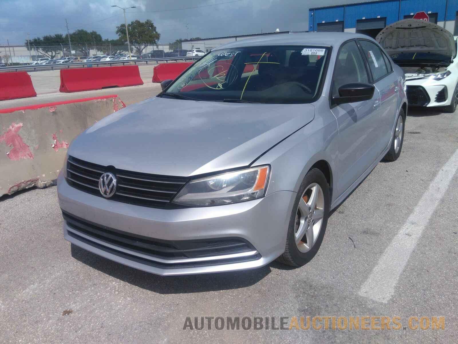 3VW267AJ5GM334813 Volkswagen Jetta Sedan 2016