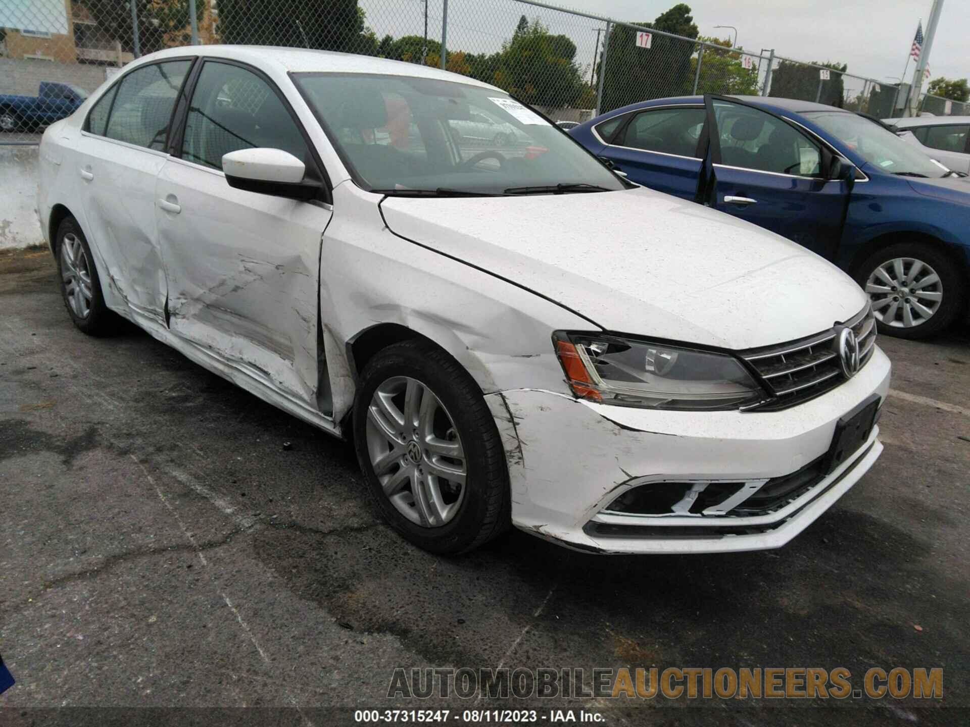 3VW2B7AJ0JM213545 VOLKSWAGEN JETTA 2018