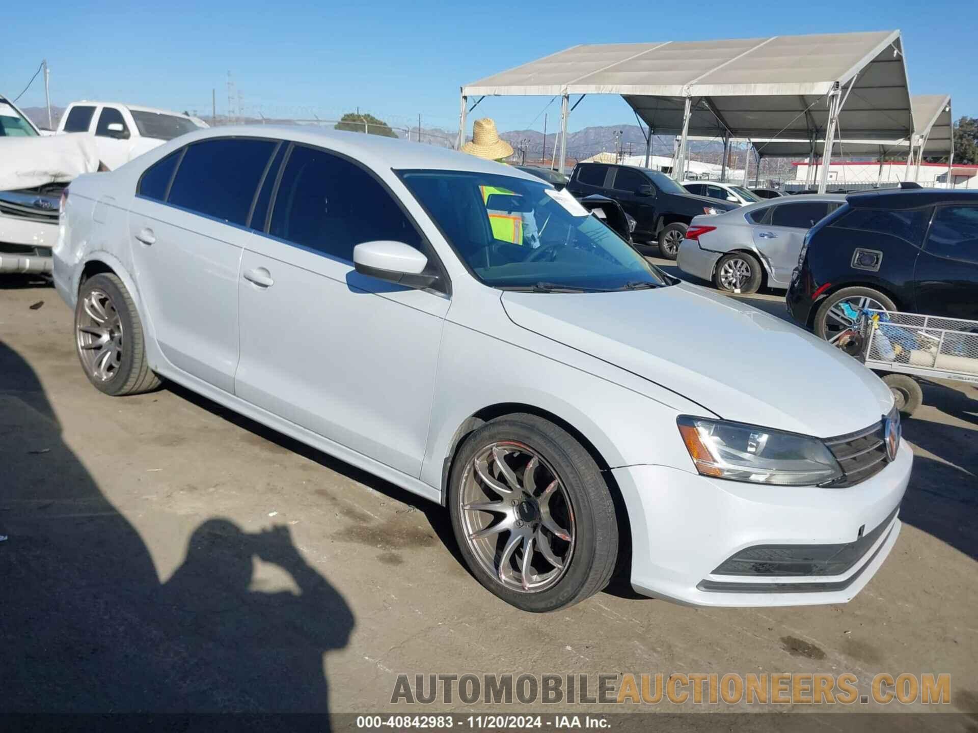 3VW2B7AJ1HM245995 VOLKSWAGEN JETTA 2017