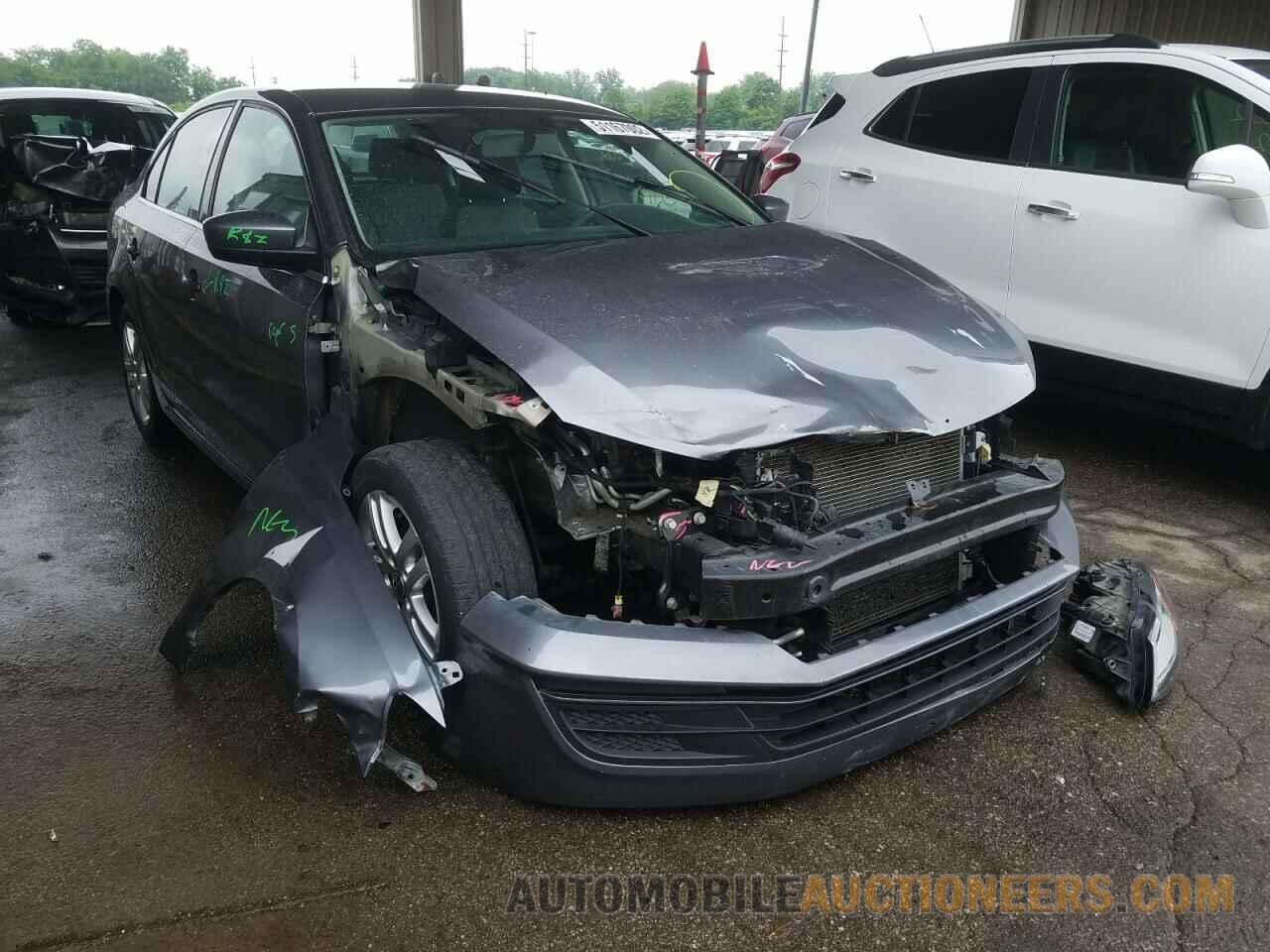 3VW2B7AJ1HM337592 VOLKSWAGEN JETTA 2017