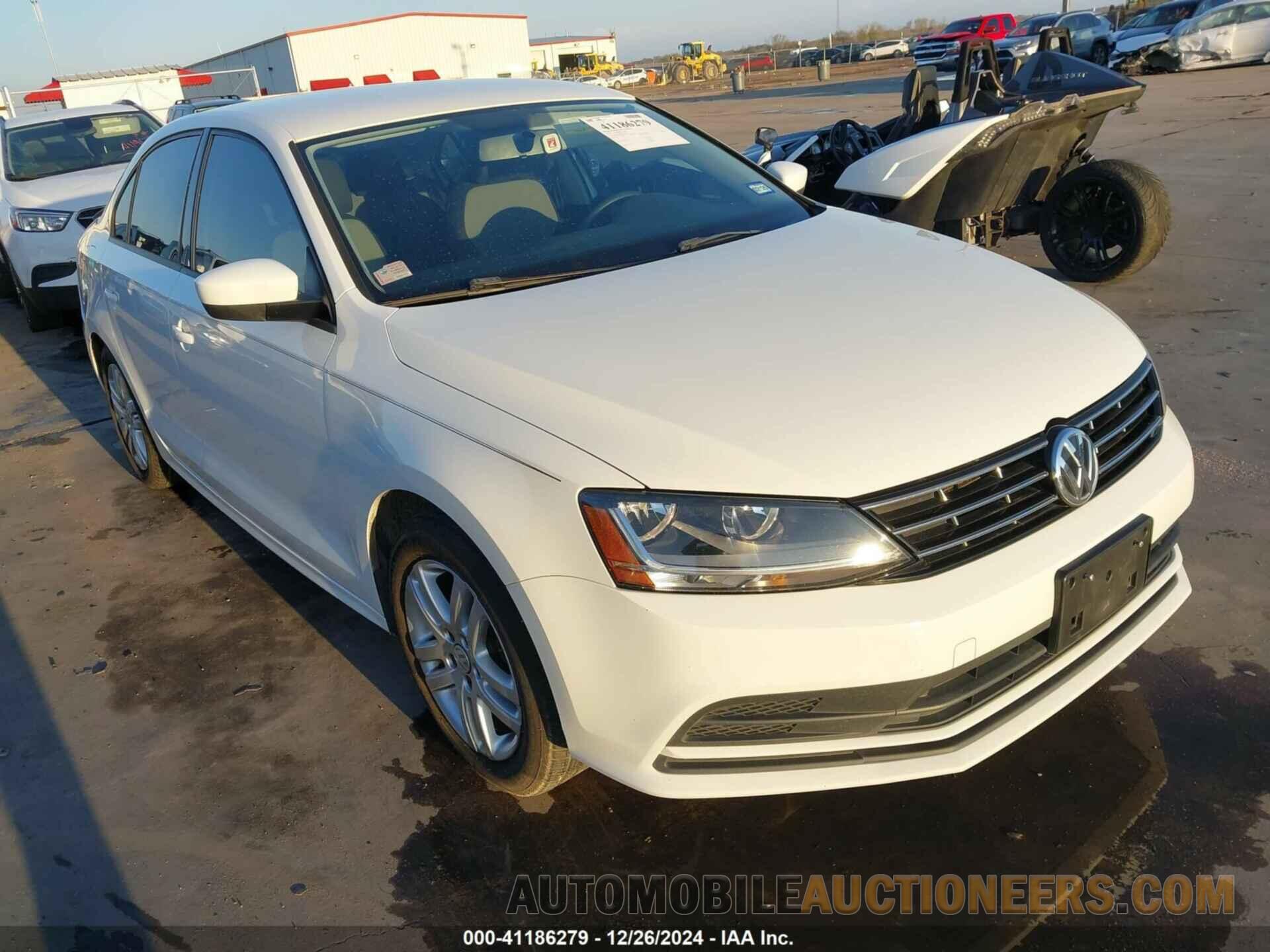 3VW2B7AJ1JM207687 VOLKSWAGEN JETTA 2018