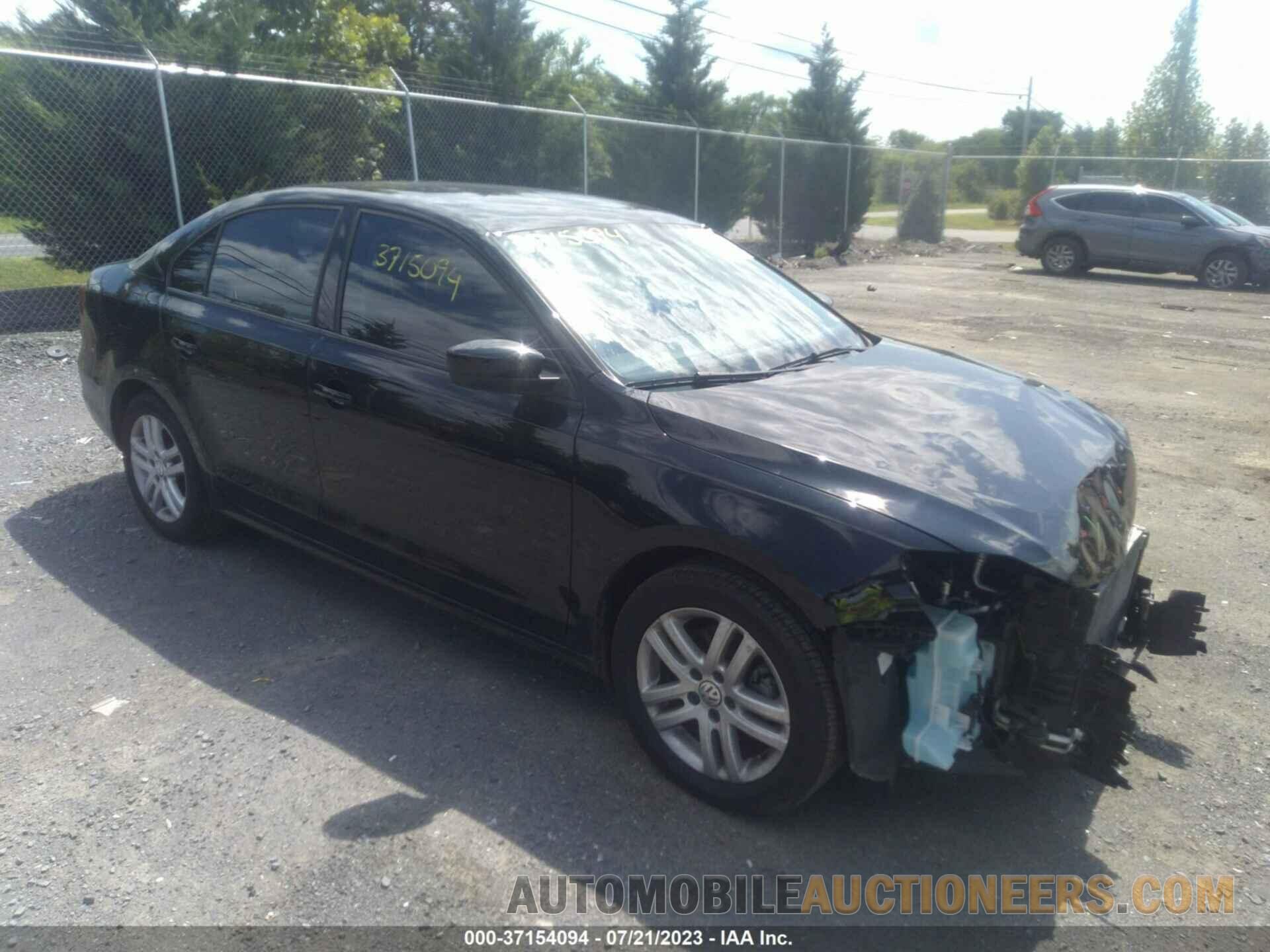 3VW2B7AJ1JM214929 VOLKSWAGEN JETTA 2018