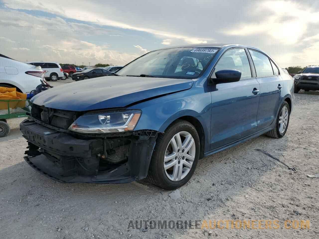 3VW2B7AJ1JM240429 VOLKSWAGEN JETTA 2018