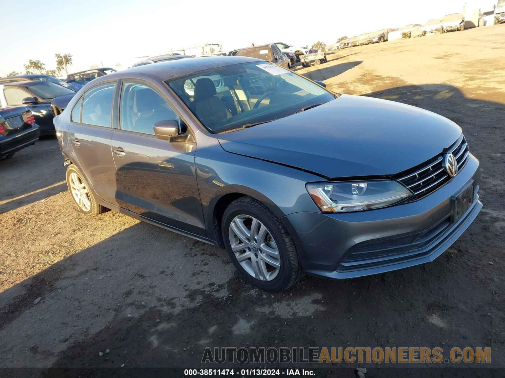 3VW2B7AJ1JM262057 VOLKSWAGEN JETTA 2018