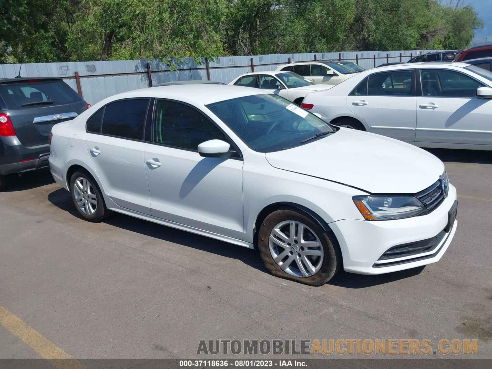 3VW2B7AJ2JM210890 VOLKSWAGEN JETTA 2018