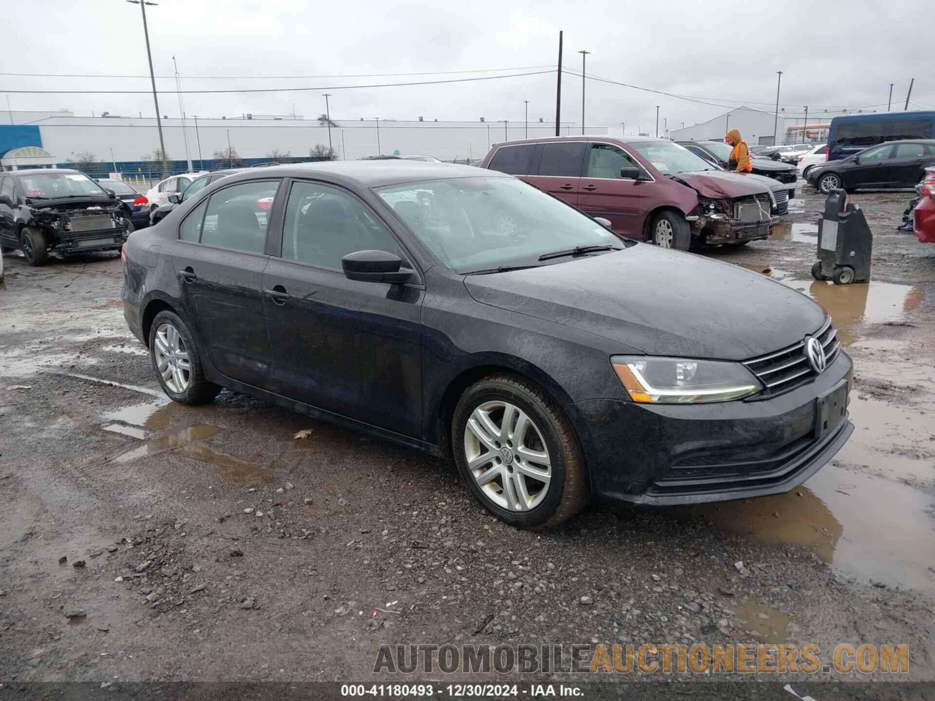 3VW2B7AJ2JM262276 VOLKSWAGEN JETTA 2018