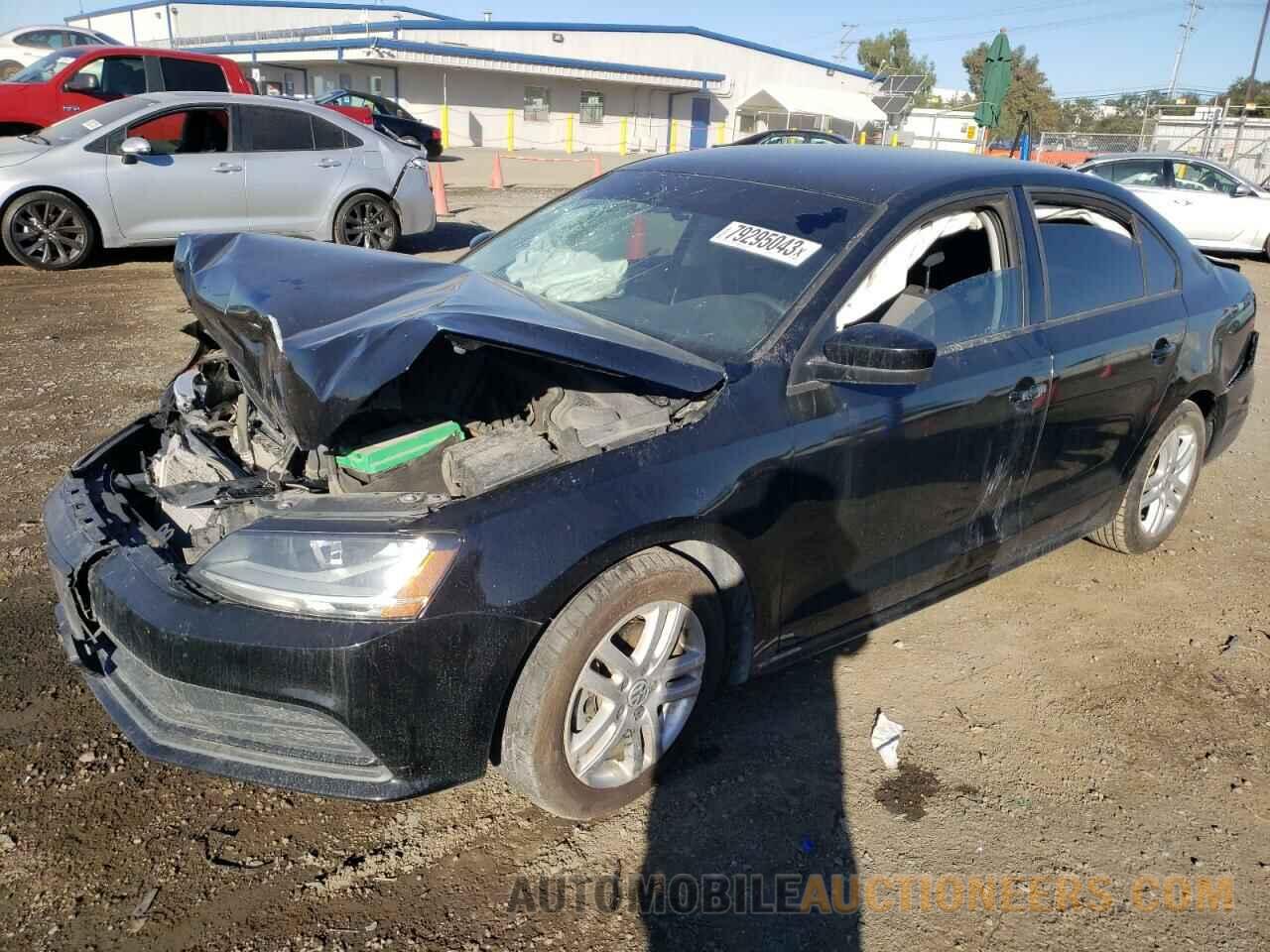 3VW2B7AJ5JM240000 VOLKSWAGEN JETTA 2018