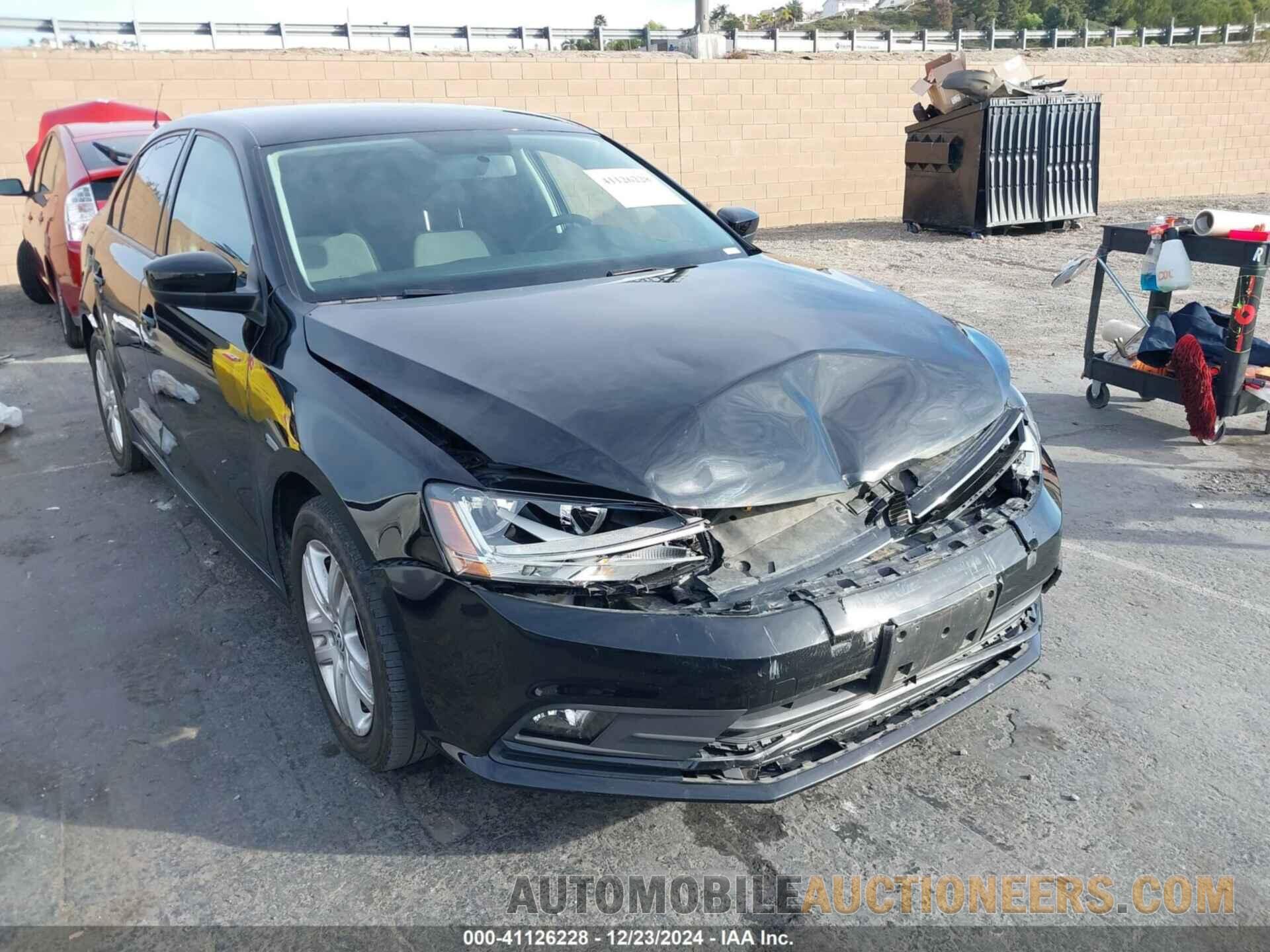 3VW2B7AJ6JM260711 VOLKSWAGEN JETTA 2018