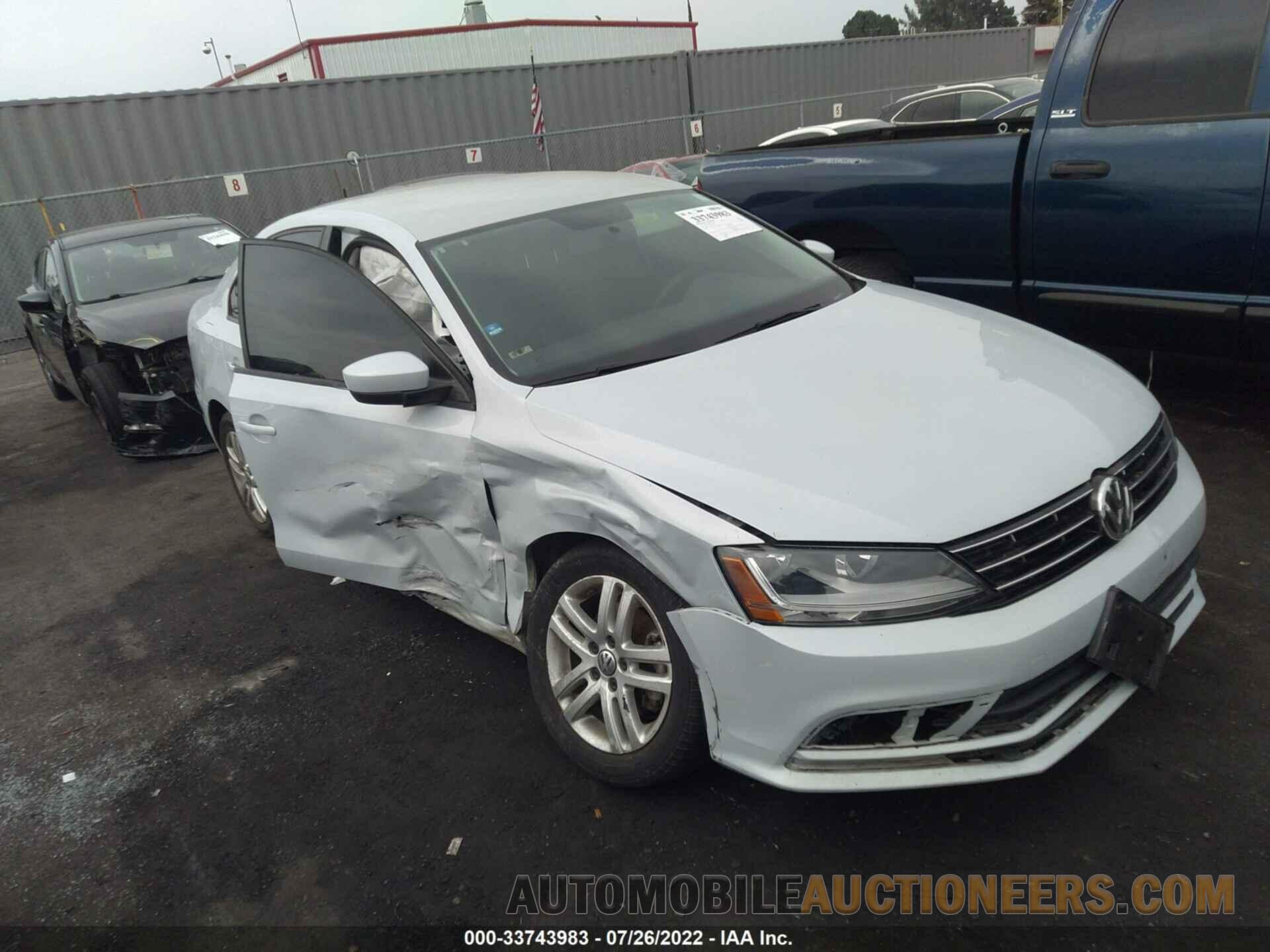 3VW2B7AJ7JM262600 VOLKSWAGEN JETTA 2018