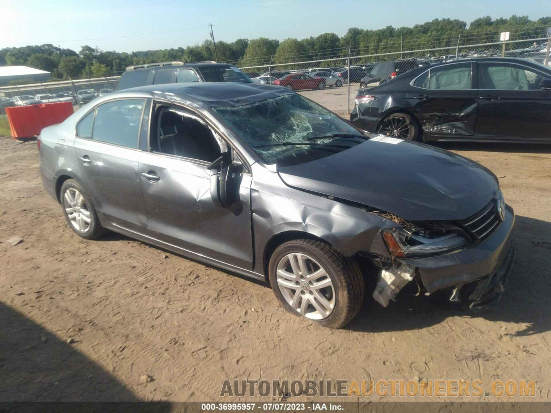 3VW2B7AJ8JM204527 VOLKSWAGEN JETTA 2018