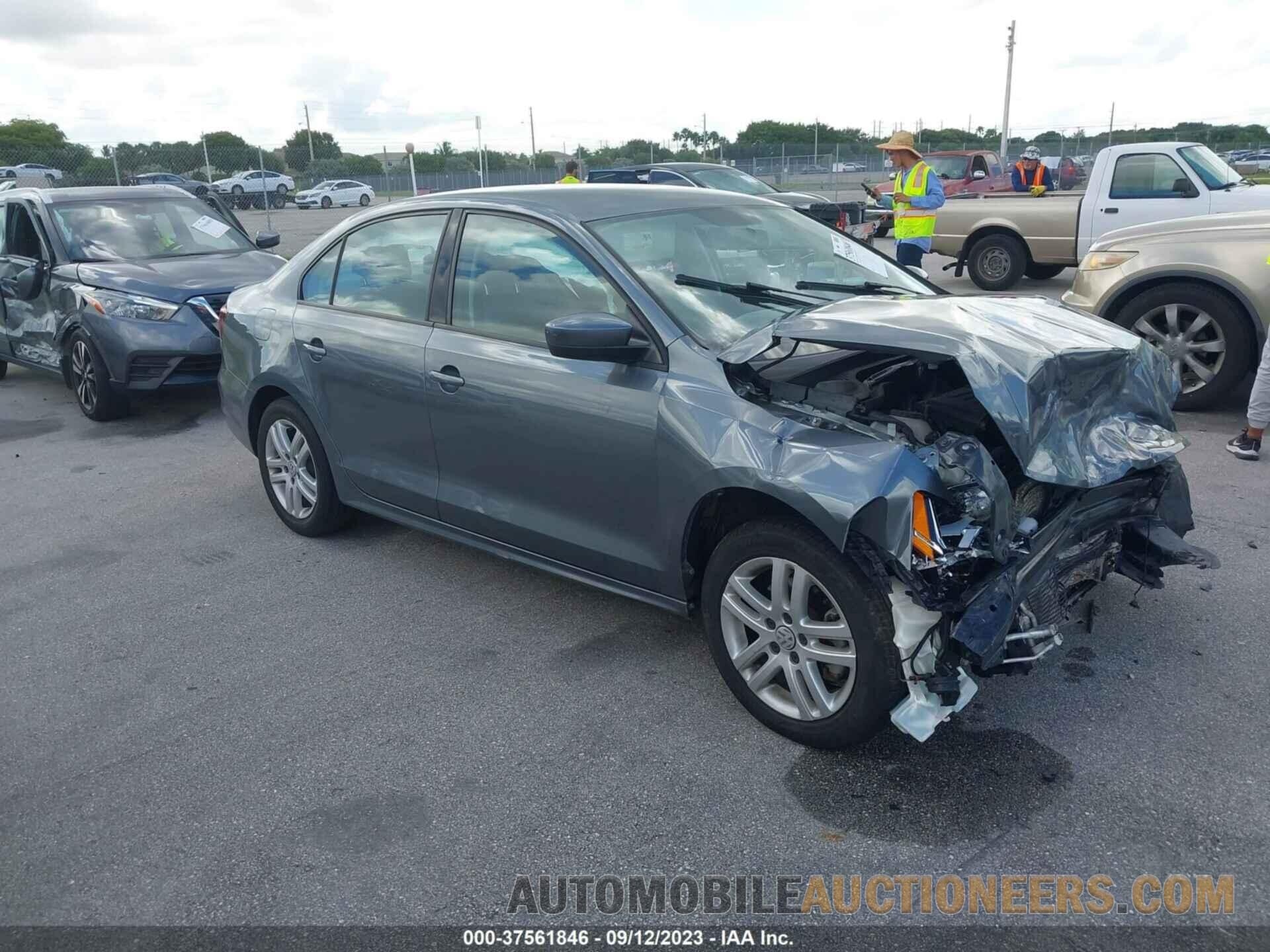 3VW2B7AJ8JM263190 VOLKSWAGEN JETTA 2018