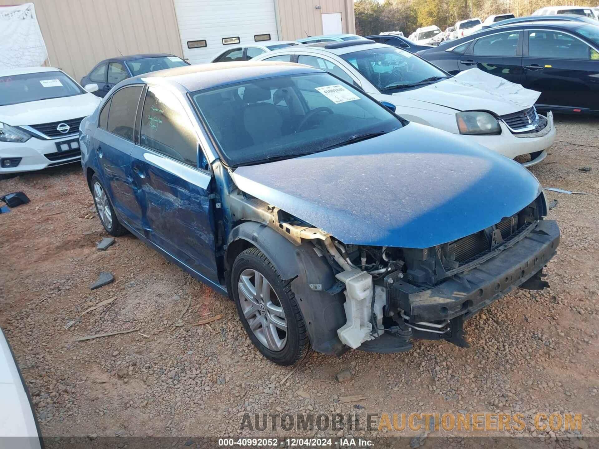 3VW2B7AJ9JM225905 VOLKSWAGEN JETTA 2018