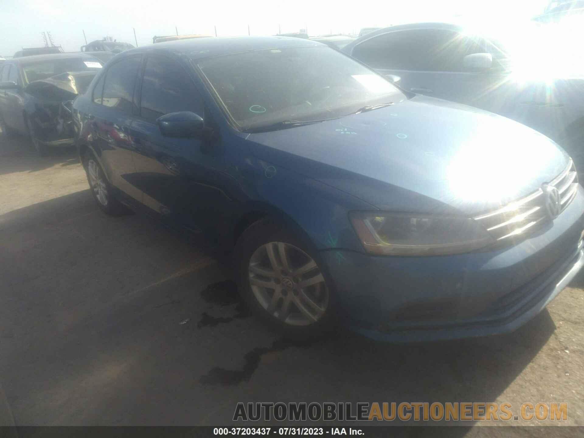 3VW2B7AJ9JM239822 VOLKSWAGEN JETTA 2018