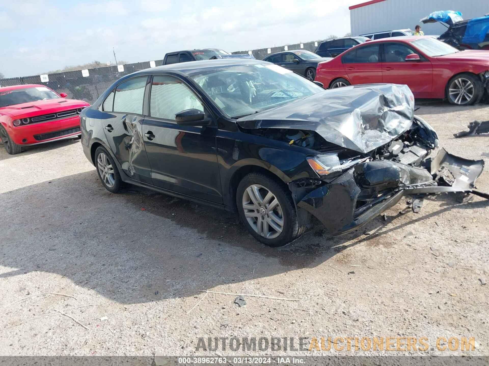 3VW2B7AJ9JM249945 VOLKSWAGEN JETTA 2018