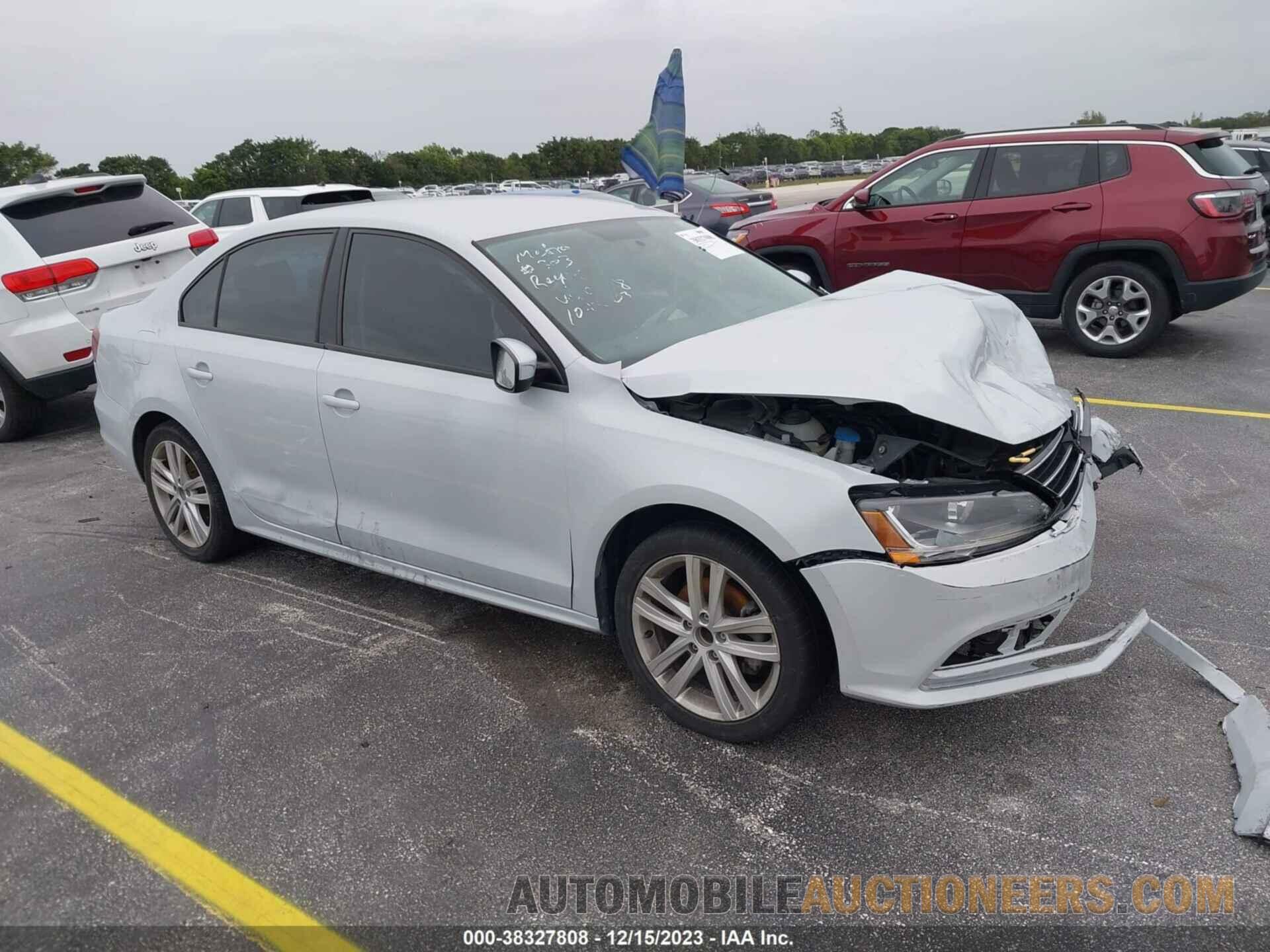 3VW2B7AJ9JM260248 VOLKSWAGEN JETTA 2018