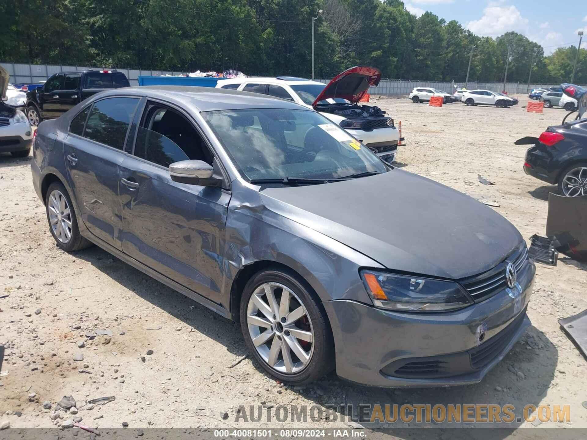 3VW2K7AJ1CM358497 VOLKSWAGEN JETTA 2012