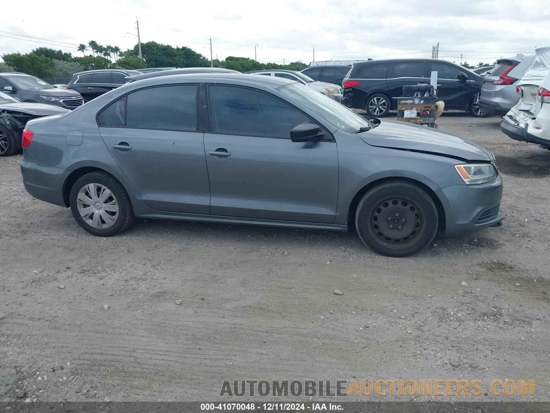 3VW2K7AJ3DM364674 VOLKSWAGEN JETTA 2013