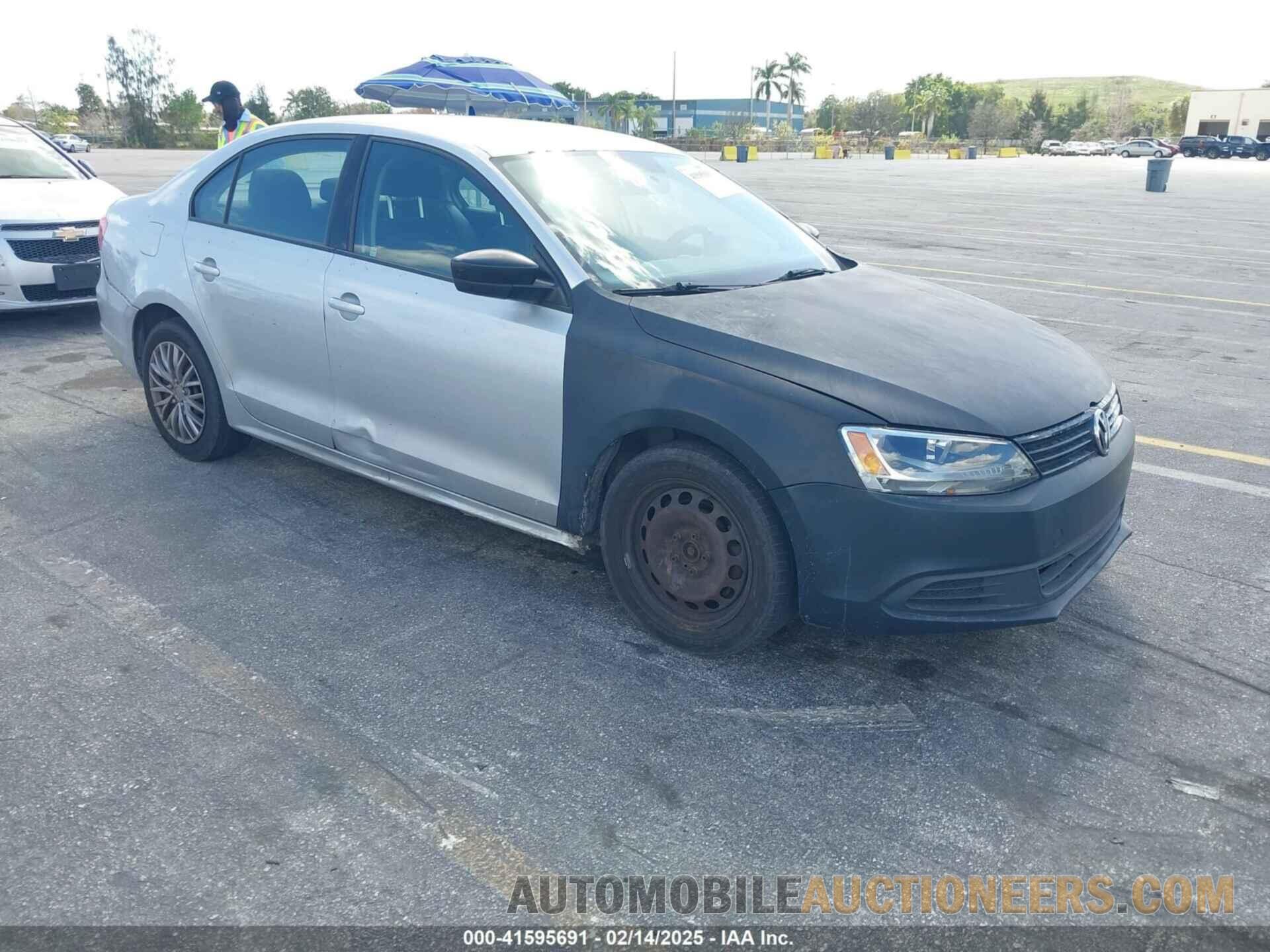 3VW2K7AJ3DM367526 VOLKSWAGEN JETTA 2013