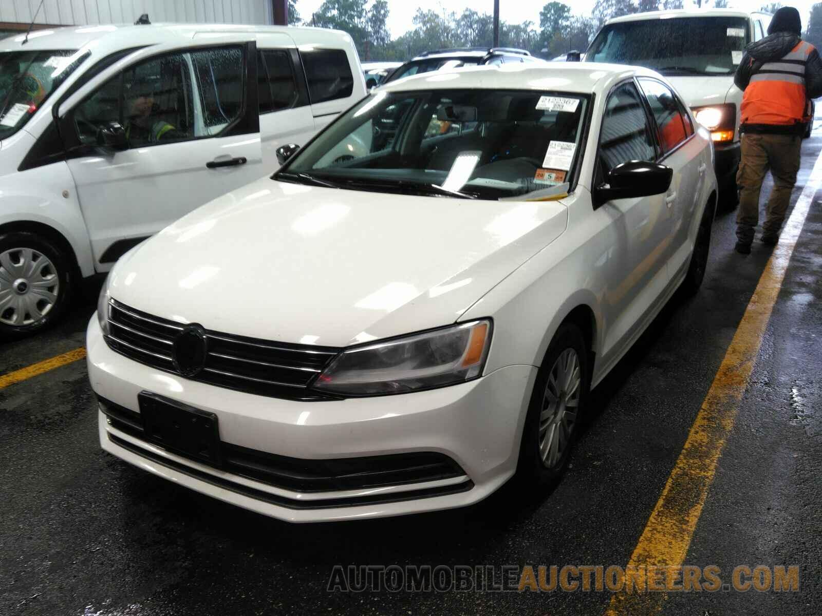 3VW2K7AJ4FM317950 Volkswagen Jetta Sedan 2015