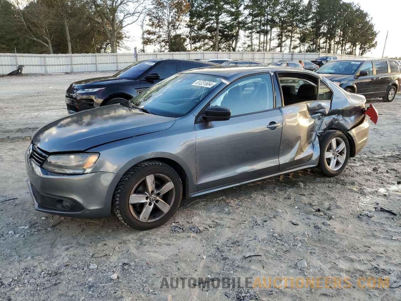 3VW2K7AJ7DM383275 VOLKSWAGEN JETTA 2013