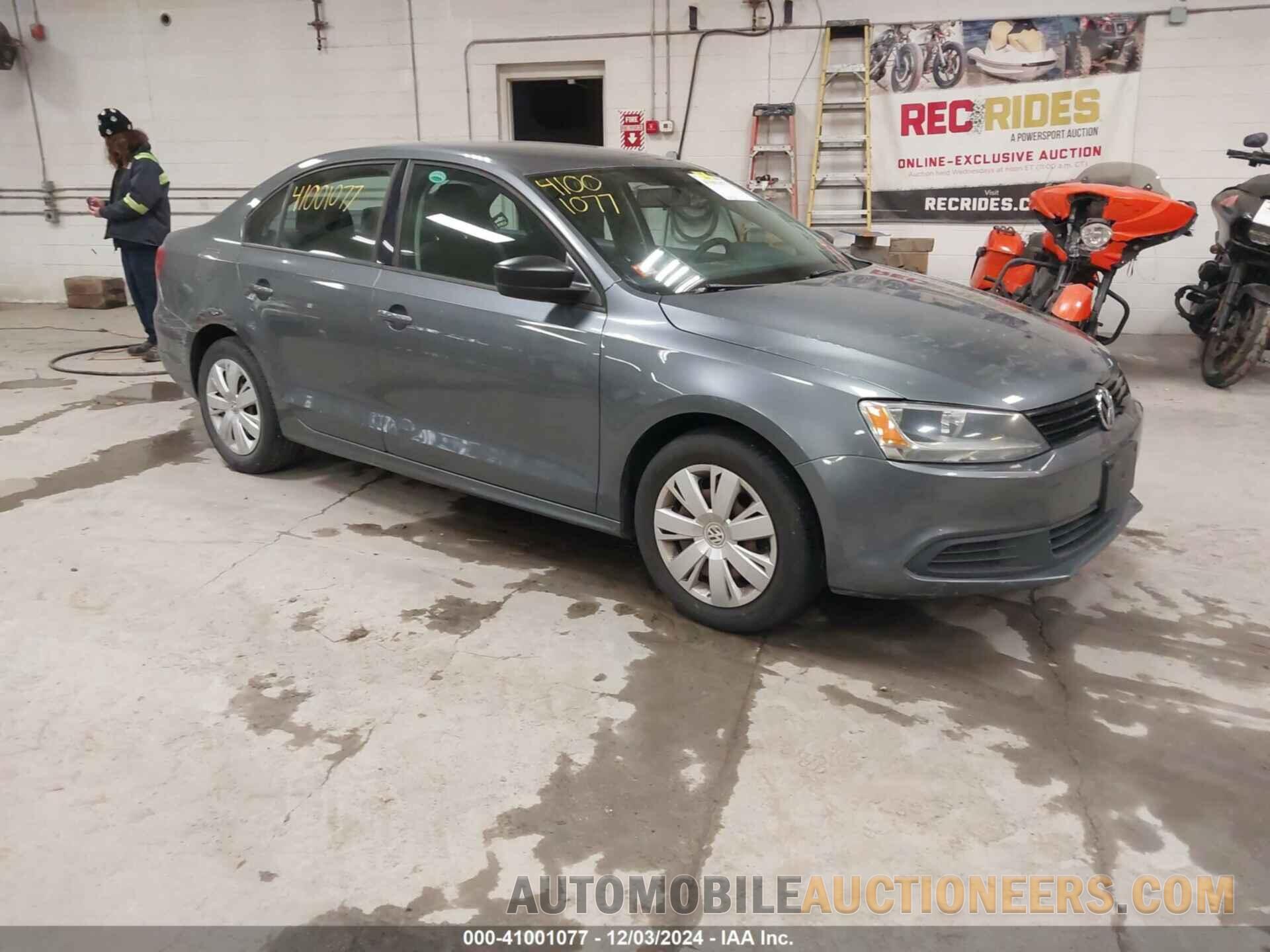 3VW2K7AJXCM333369 VOLKSWAGEN JETTA 2012