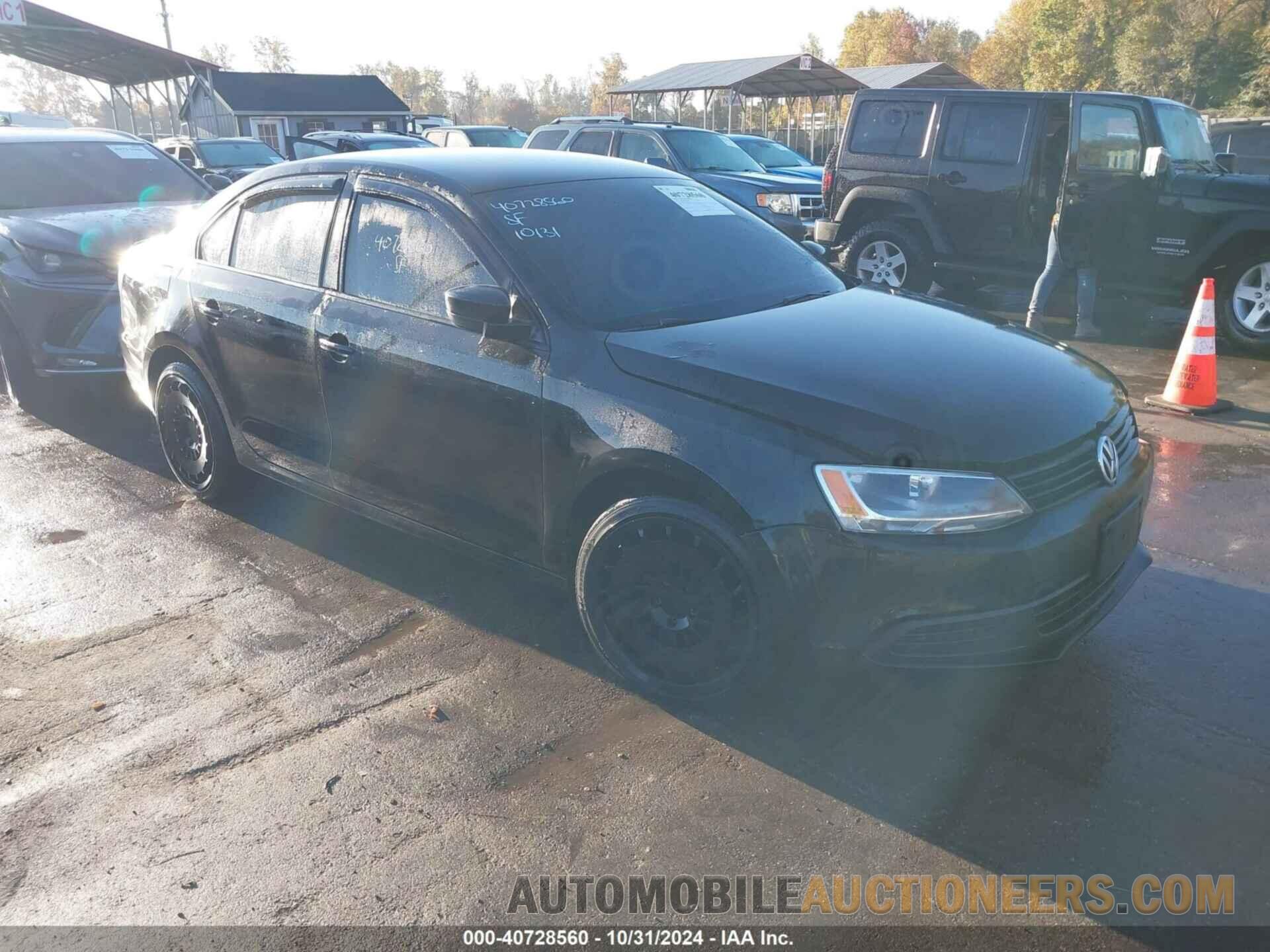 3VW2K7AJXDM404216 VOLKSWAGEN JETTA 2013