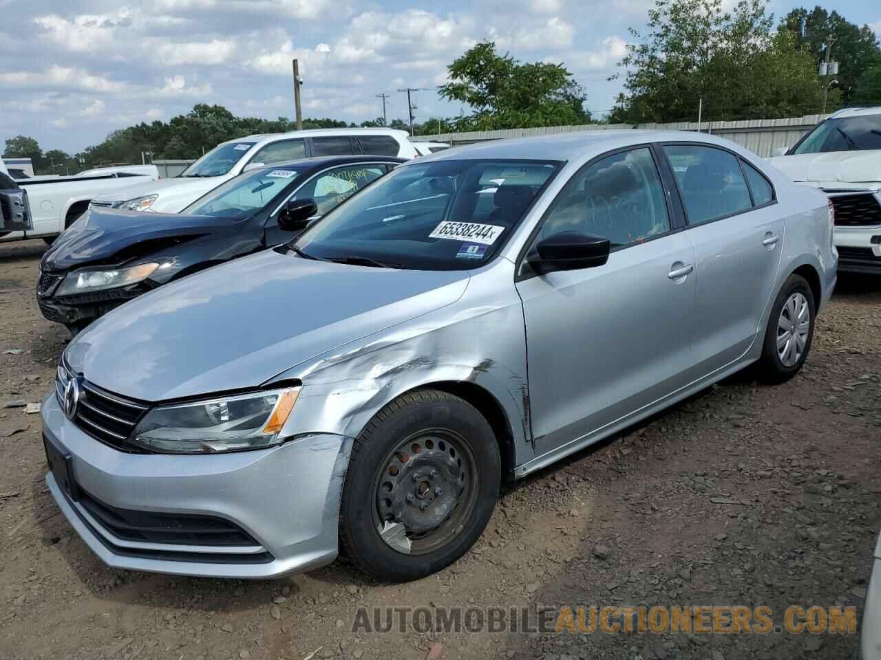 3VW2K7AJXFM311781 VOLKSWAGEN JETTA 2015