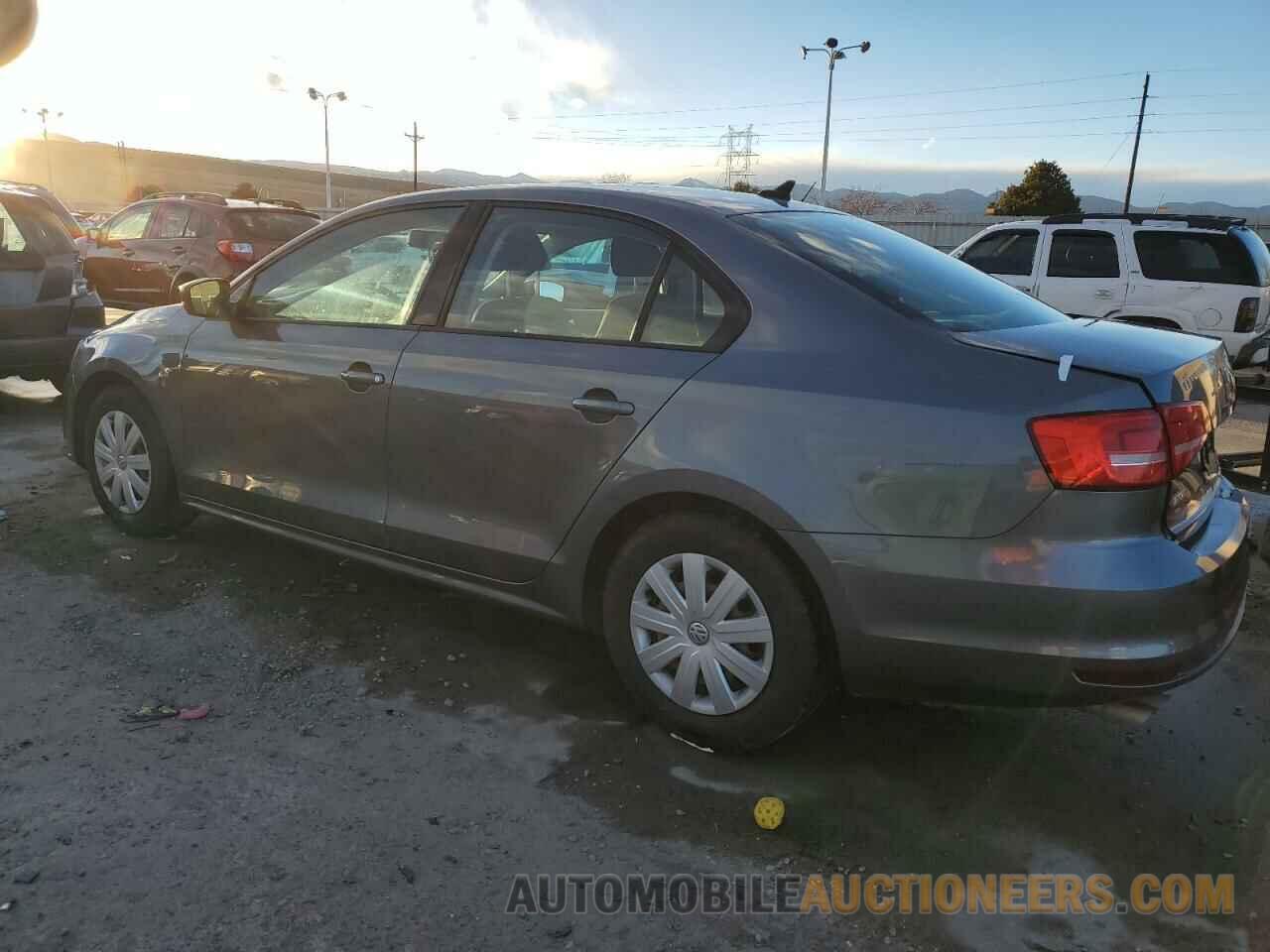 3VW2K7AJXFM318942 VOLKSWAGEN JETTA 2015