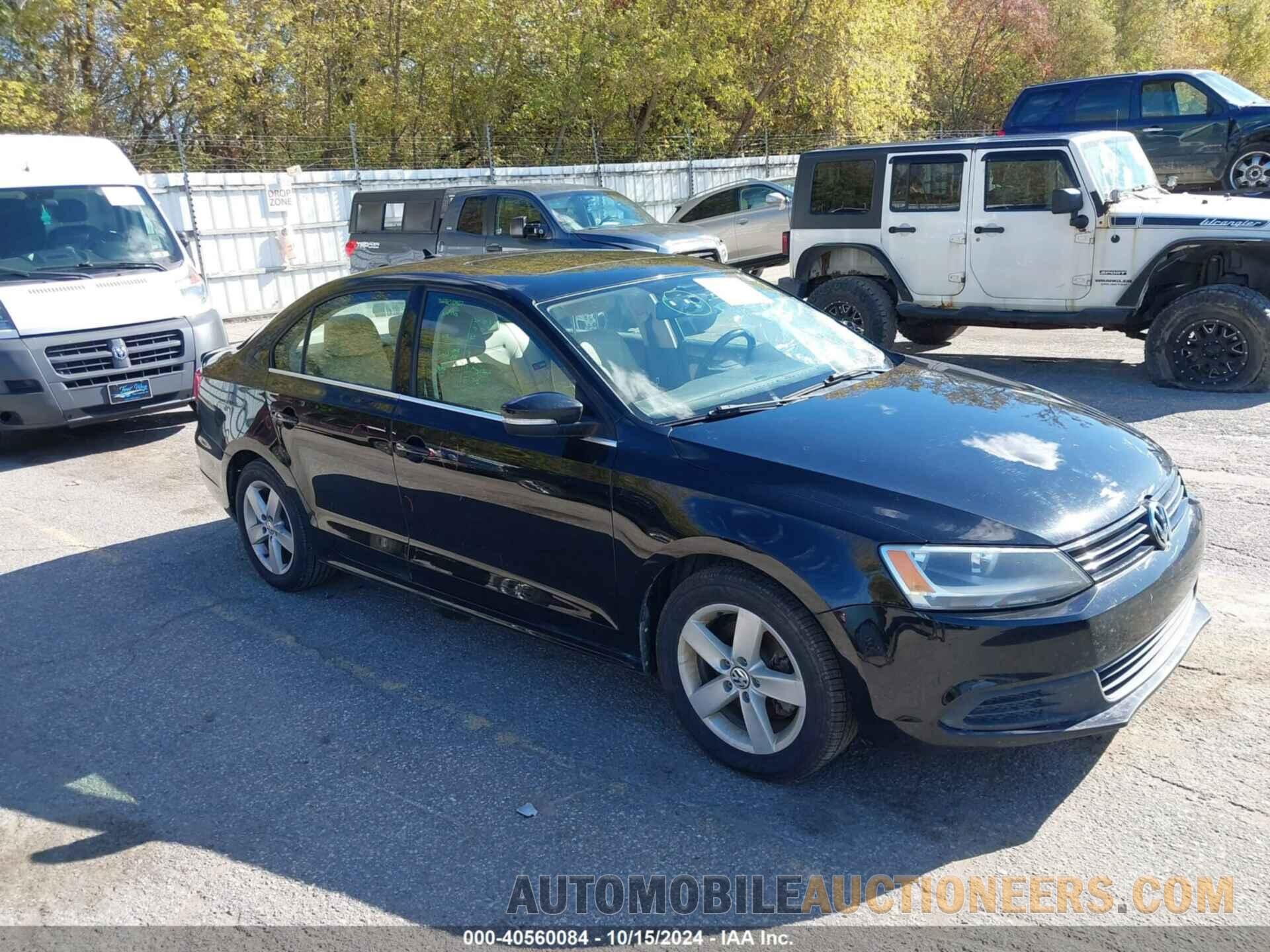 3VW3L7AJ5EM386260 VOLKSWAGEN JETTA 2014