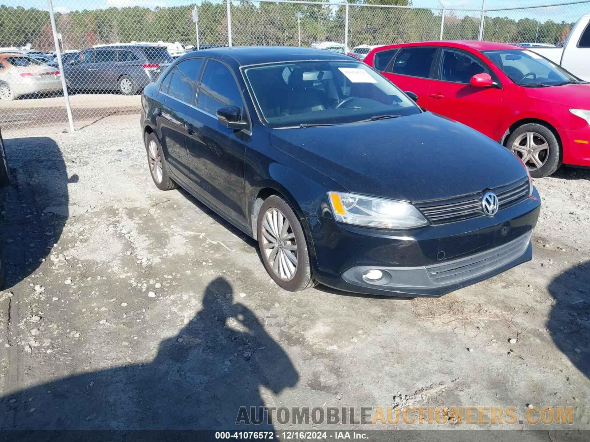 3VW3L7AJ7DM422982 VOLKSWAGEN JETTA 2013