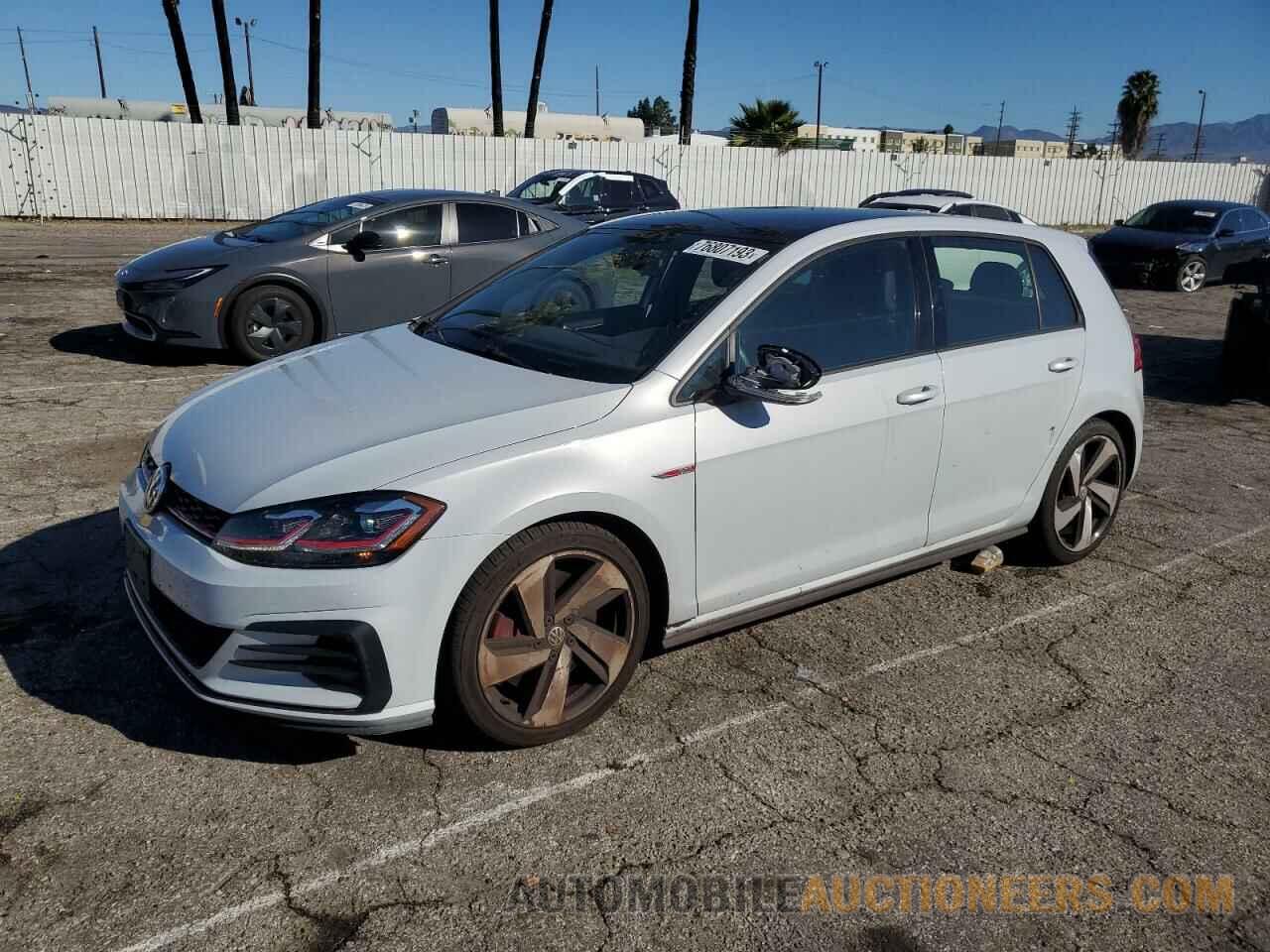 3VW447AU2JM285733 VOLKSWAGEN GTI 2018