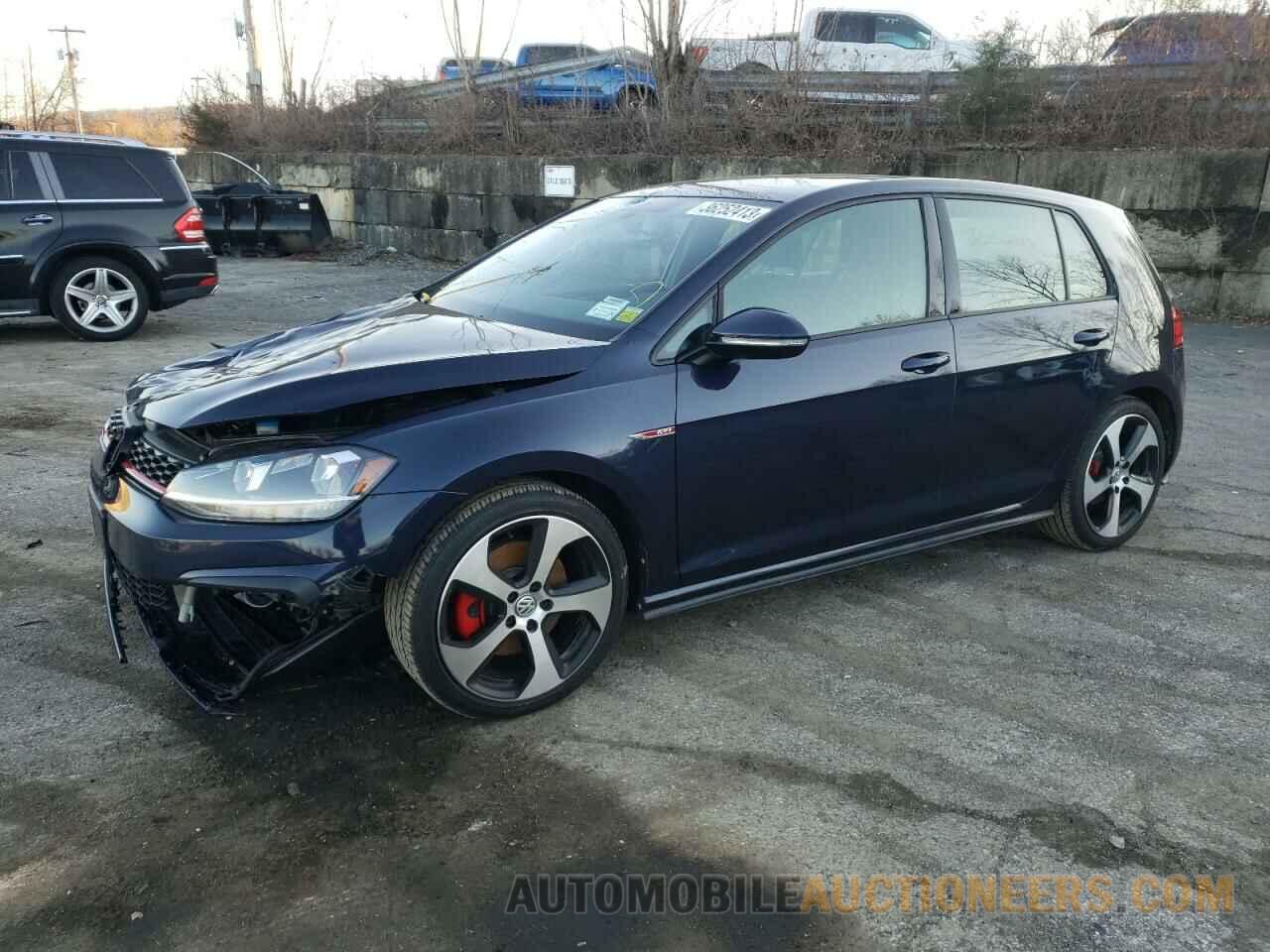 3VW447AU2JM293458 VOLKSWAGEN GTI 2018