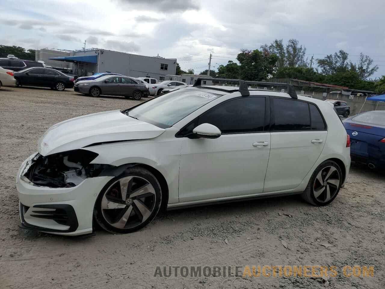 3VW447AU4JM260607 VOLKSWAGEN GTI 2018