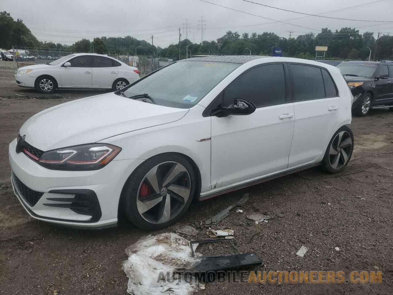 3VW447AU6JM290109 VOLKSWAGEN GTI 2018