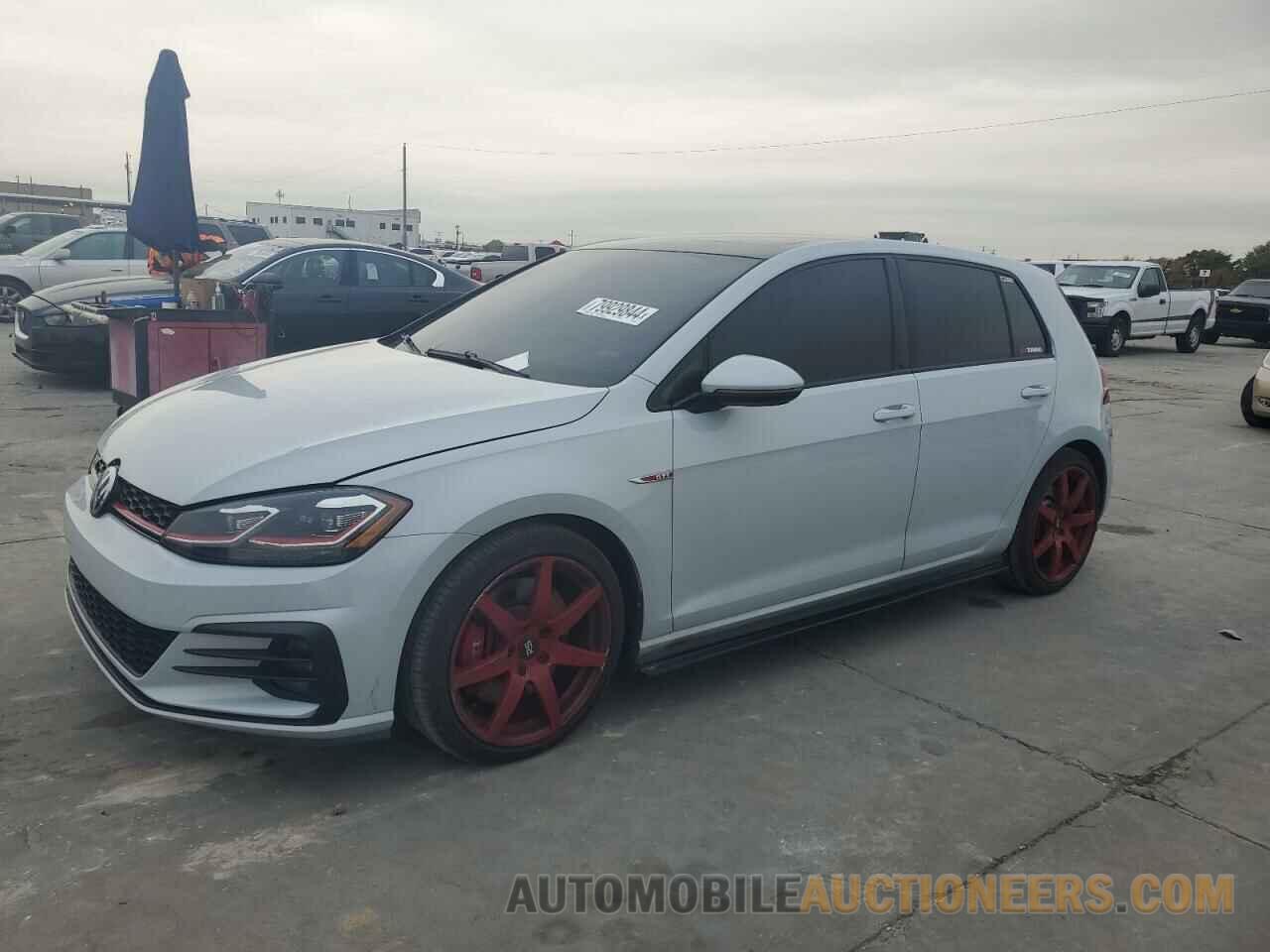 3VW447AU7JM289552 VOLKSWAGEN GTI 2018