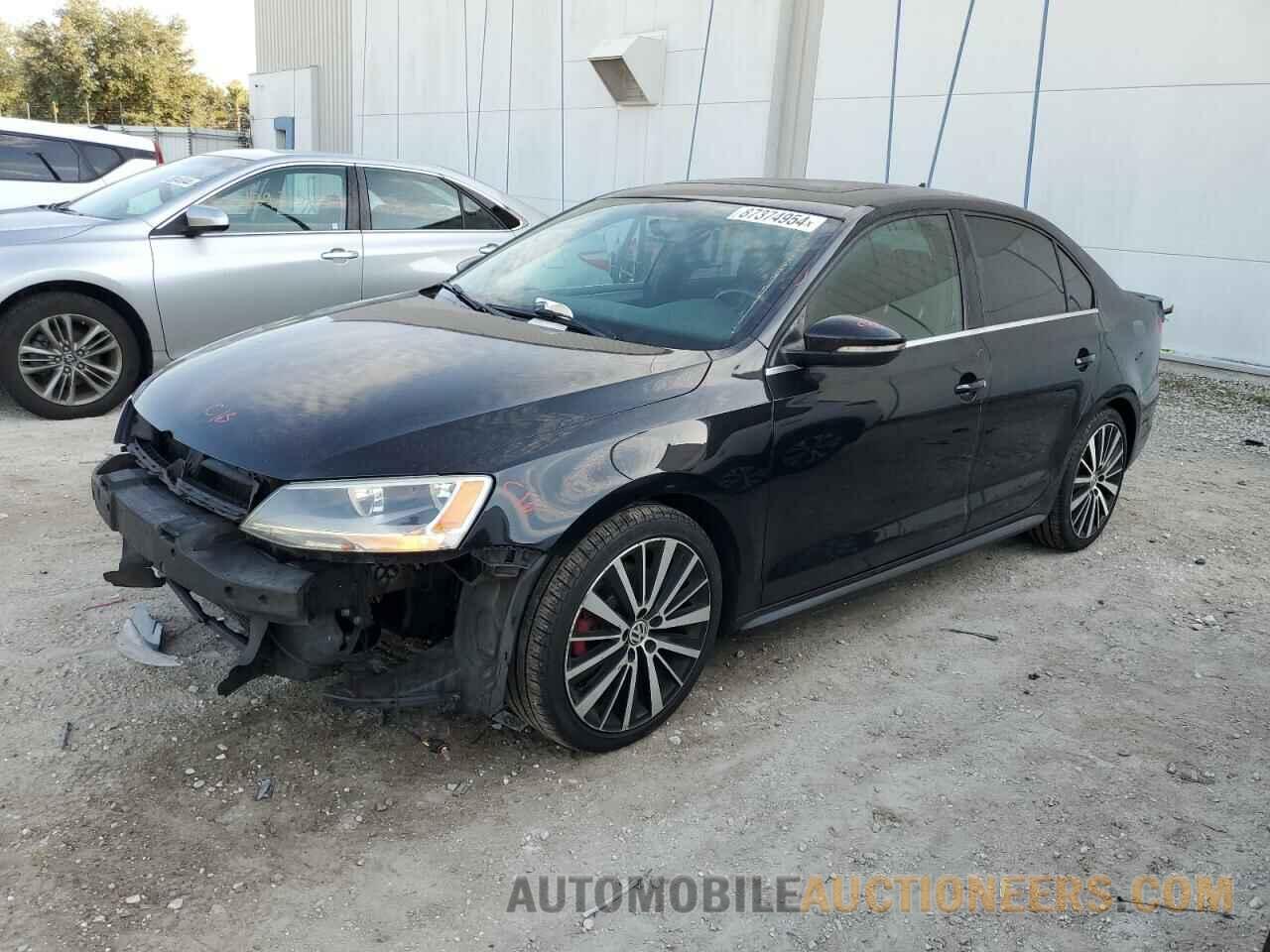 3VW467AJXDM234212 VOLKSWAGEN JETTA 2013