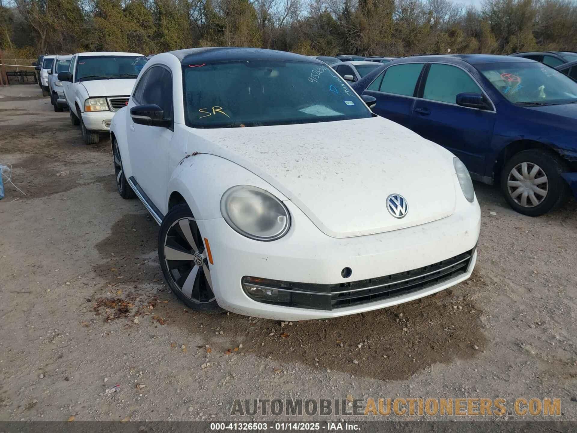 3VW4A7AT6CM648540 VOLKSWAGEN BEETLE 2012