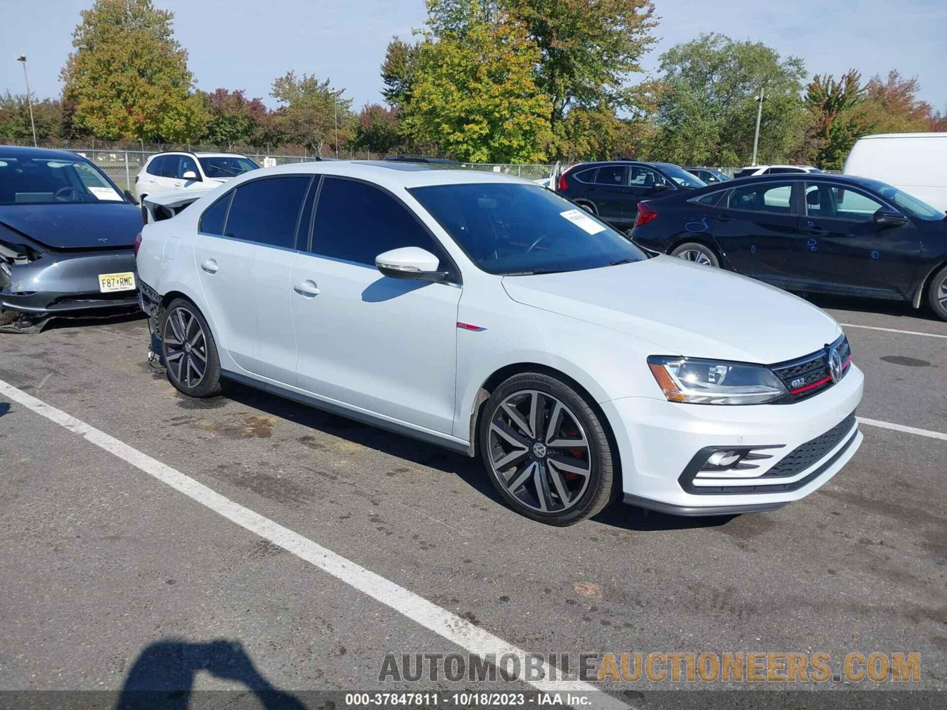 3VW4T7AJ7JM219445 VOLKSWAGEN JETTA 2018