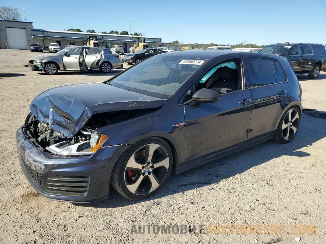 3VW4T7AU9HM073215 VOLKSWAGEN GTI 2017