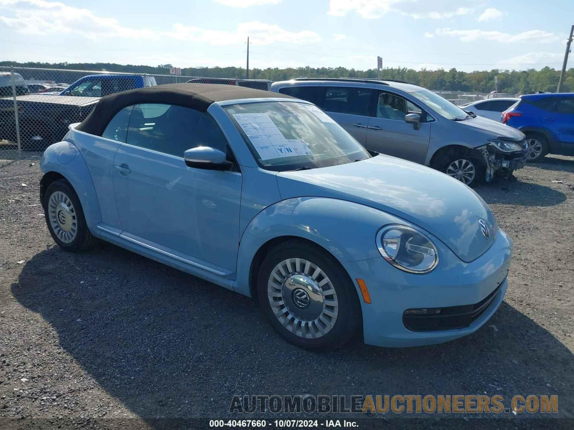 3VW517AT3FM805210 VOLKSWAGEN BEETLE 2015