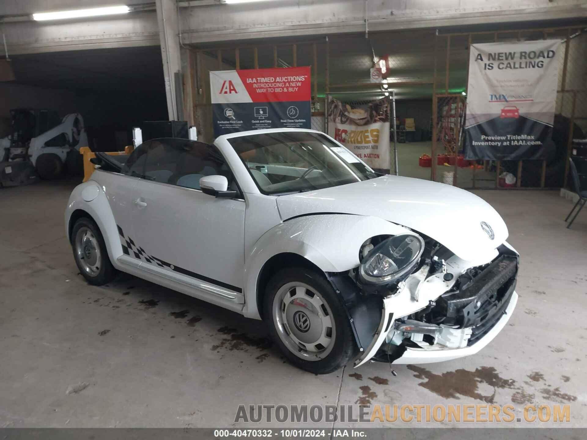 3VW517AT4FM818337 VOLKSWAGEN BEETLE 2015