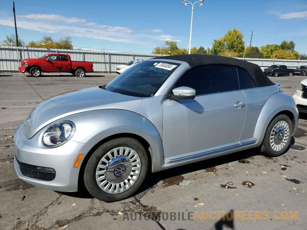 3VW517AT9FM802134 VOLKSWAGEN BEETLE 2015