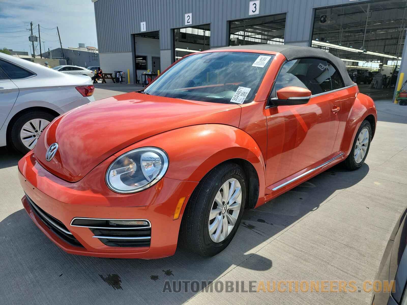 3VW517ATXHM804977 Volkswagen Beetle Convertible 2017