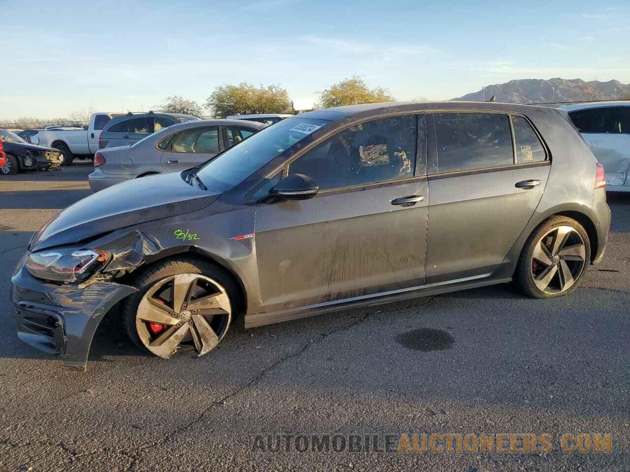 3VW547AU4JM282028 VOLKSWAGEN GTI 2018