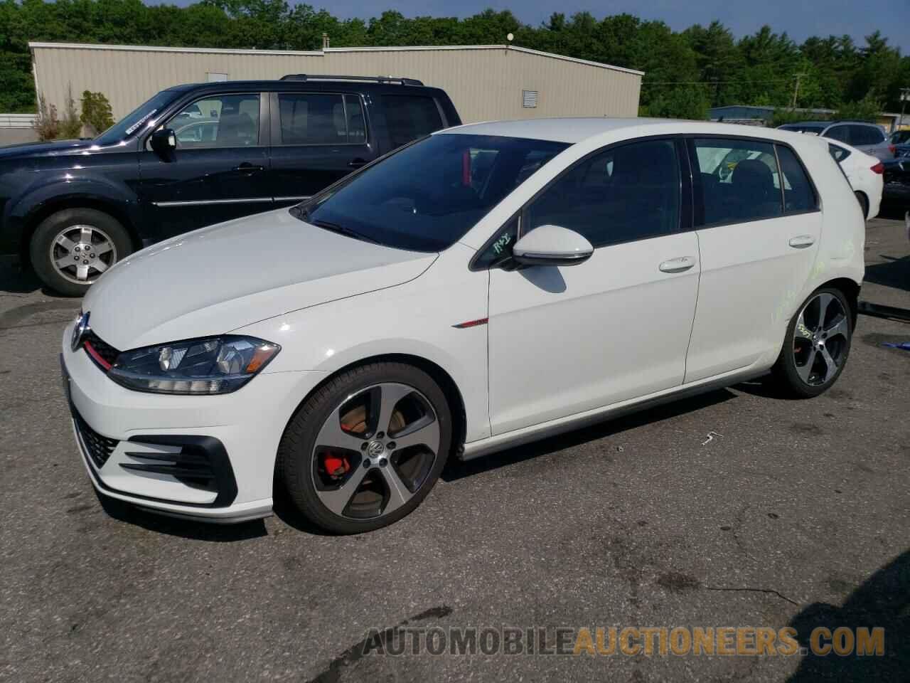 3VW547AU6JM259690 VOLKSWAGEN GTI 2018